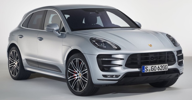 Porsche Macan Turbo with Performance Package1